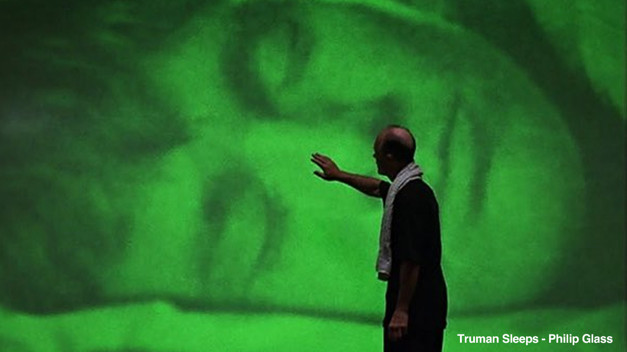 truman-show-02-sleeps